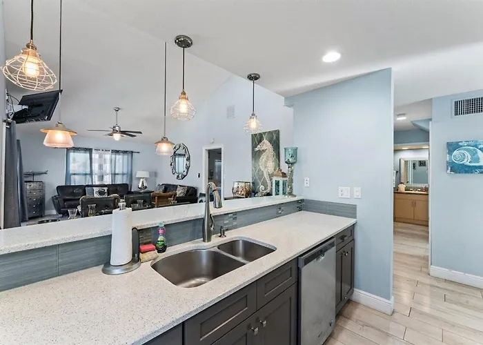 Apartment Beachside I Stunning Views Walk Everywhere Clearwater Beach